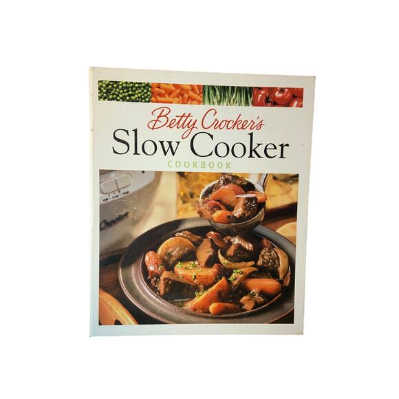 Betty Crocker Slow Cooker cookbook. - Picture 1 of 3